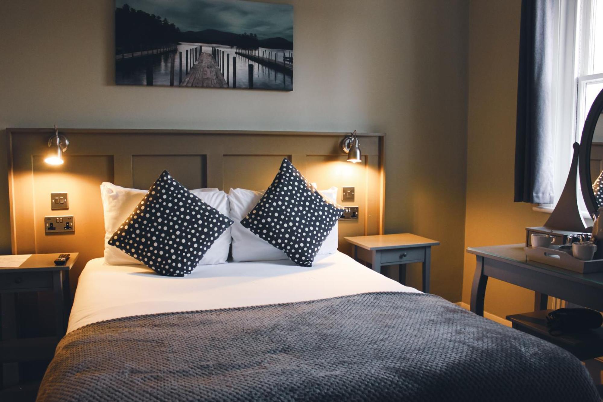 Hotel The Kings Arms Swindon Zewnętrze zdjęcie